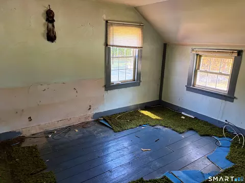 Bedroom - 147 River St, Deep River, CT 06417 photo 4 of 5