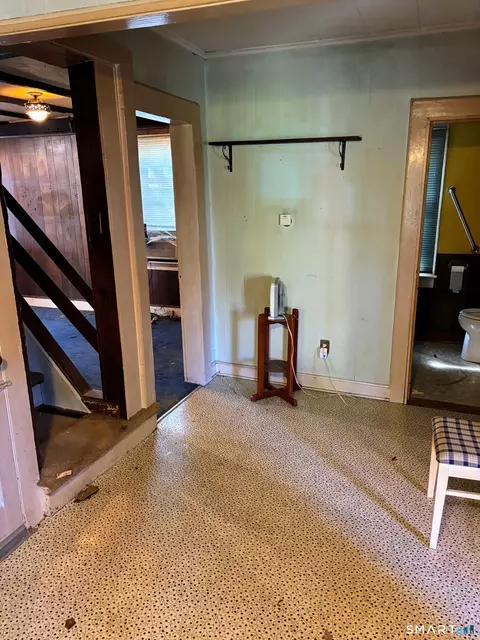 Entry Way - 147 River St, Deep River, CT 06417 photo 1 of 1