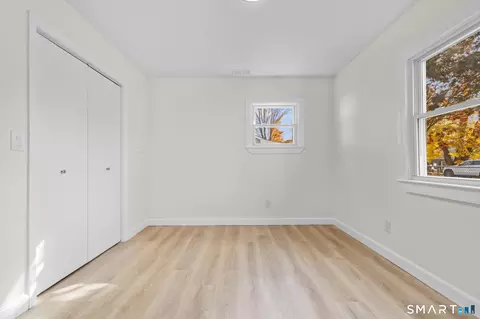 Bedroom - 70 Circle Dr, Wallingford, CT 06492 photo 6 of 10