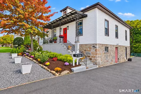48 Euclid Ave, Stamford, CT 06902