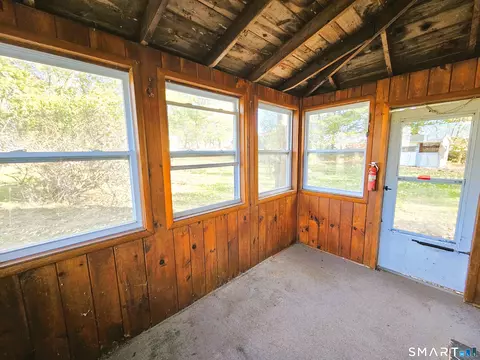 Exterior - 1094 Pomfret Rd, Hampton, CT 06247 photo 5 of 5