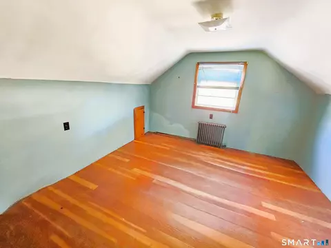 Bedroom - 1094 Pomfret Rd, Hampton, CT 06247 photo 6 of 7