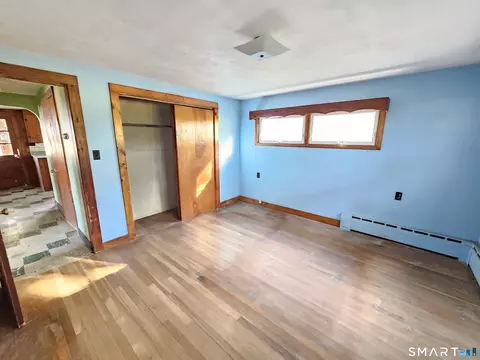 Bedroom - 1094 Pomfret Rd, Hampton, CT 06247 photo 5 of 7