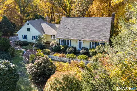 85 Dean Rd, East Lyme, CT 06333