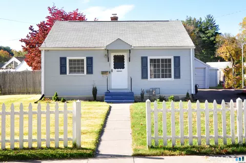25 Warren Dr, East Hartford, CT 06118