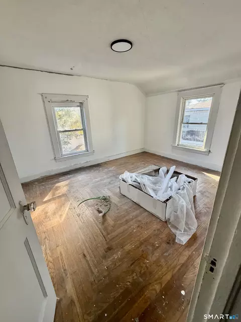 24 Spring St, Killingly, CT 06239 photo 4