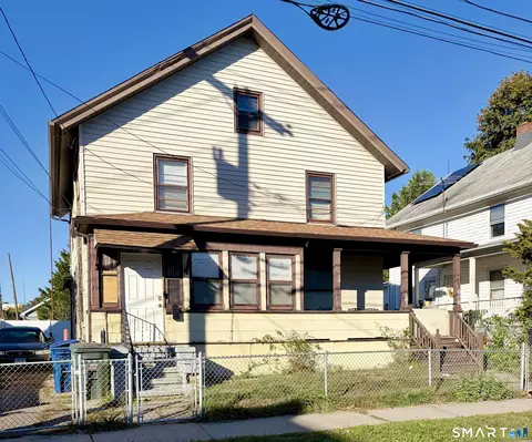 289 Ogden St, Bridgeport, CT 06608