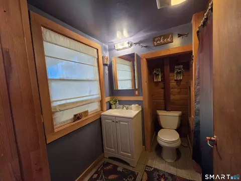 Bath - 26 Douglas Dr, Plainfield, CT 06374 photo 3 of 3
