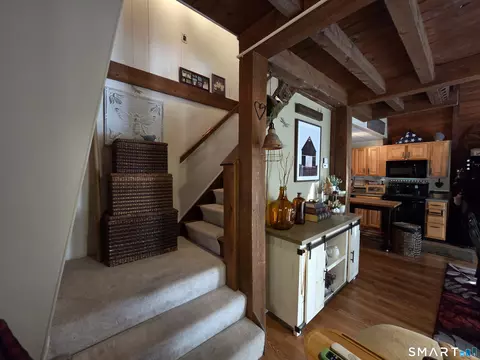 Entry Way - 26 Douglas Dr, Plainfield, CT 06374 photo 1 of 3