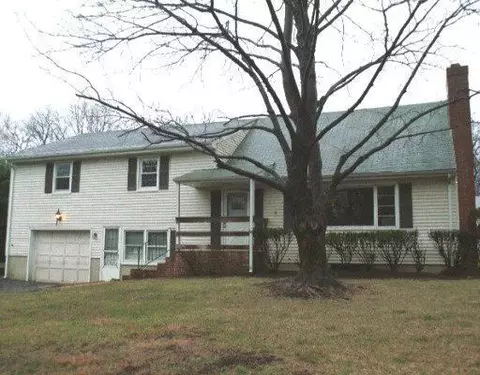 5 Moore St, Darien, CT 06820 photo 1