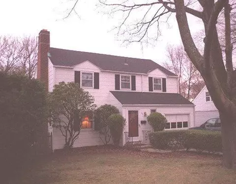313 West Ave, Darien, CT 06820 photo 1
