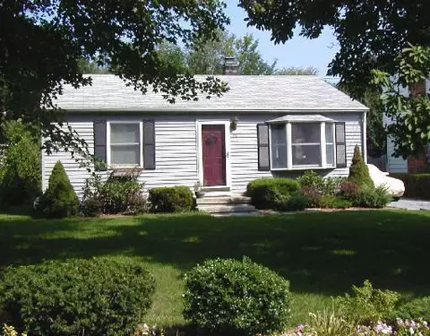 26 Cherry St, Darien, CT 06820 photo 1