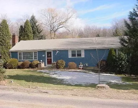 274 Wheeler Rd, Monroe, CT 06468 photo 1
