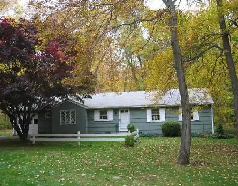 93 Mcfadden Dr, Wilton, CT 06897 photo 1