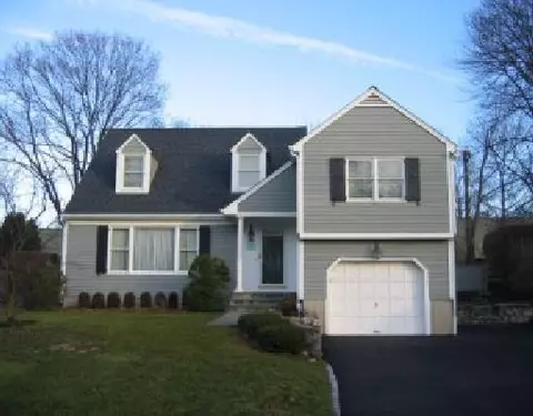 17 Maple St, Darien, CT 06820 photo 1