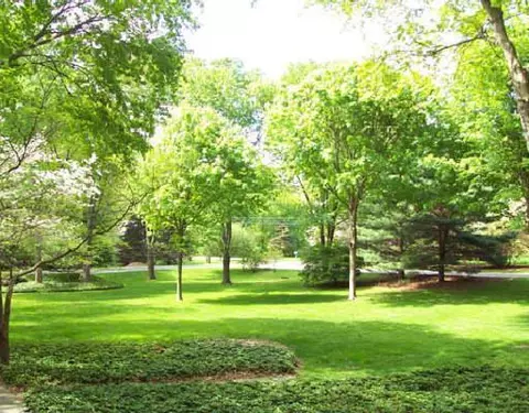 24 Stanton Rd, Darien, CT 06820 photo 1