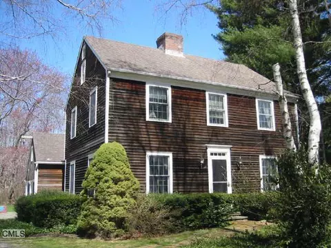 702 Orchard St, Trumbull, CT 06611 photo 1