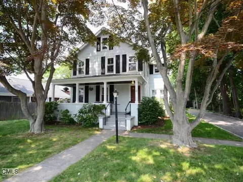 22 Bailey Ave, Darien, CT 06820 photo 1