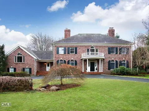 5 Shields Ln, Darien, CT 06820 photo 1