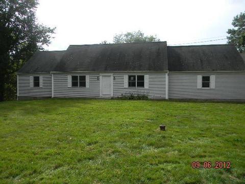 1257 Durham Rd, Wallingford, CT 06492 photo 1