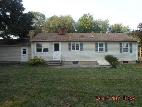 520 Benham St, Hamden, CT 06514 photo 1