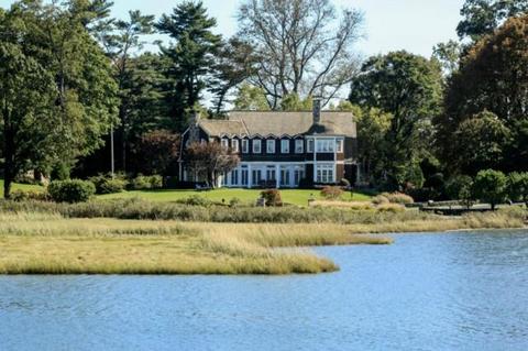 22 Cherry Tree Ln, Greenwich, CT 06878 photo 1