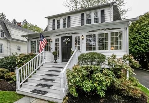 6 Meyer Pl, Greenwich, CT 06878 photo 1