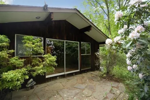 Undisclosed, Redding, CT 06896 photo 1