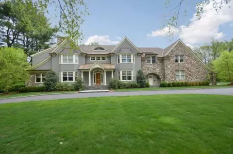 253 Middlesex Rd, Darien, CT 06820 photo 1