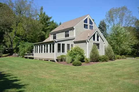 13 Chapman Pl, Redding, CT 06896 photo 1