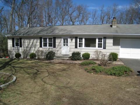 15 Valley View Rd, Brookfield, CT 06804 photo 1