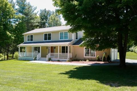 75 Teller Rd, Trumbull, CT 06611 photo 1