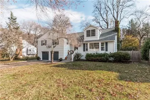 15 Bramble Ln, Riverside, CT 06878 photo 1