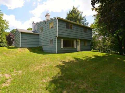 24 Meadow Brook Rd, Brookfield, CT 06804 photo 1