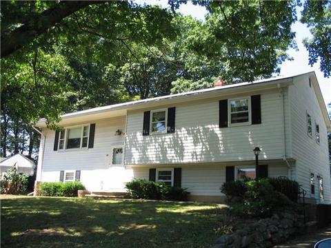 65 Eagle Pl, West Haven, CT 06516 photo 1