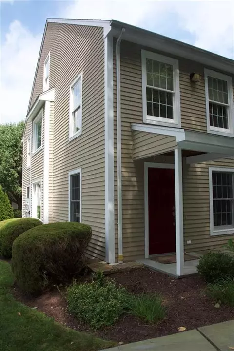 56 Portland Ave #19, Redding, CT 06896 photo 1