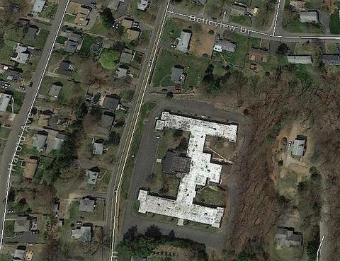 101 Marshall Ln, Derby, CT 06418 photo 1