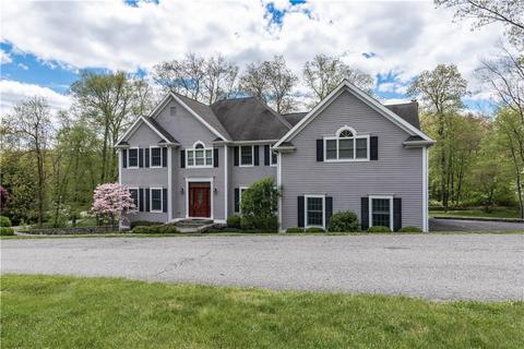 2 Darcangelo Dr, Brookfield, CT 06804 photo 1