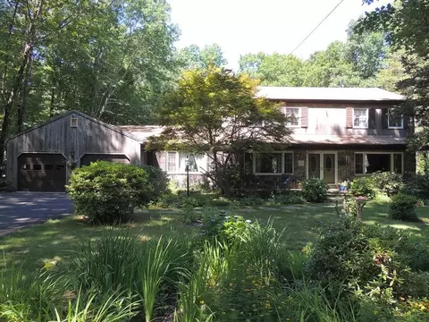 691 Wheeler Rd, Monroe, CT 06468 photo 1