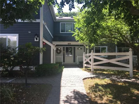 202 Windgate Cir #F, Monroe, CT 06468 photo 1