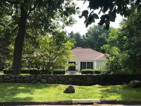 7 Forest Hill Rd W, Norwalk, CT 06850 photo 1