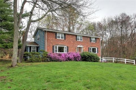 16 Wendover Rd, Trumbull, CT 06611 photo 1
