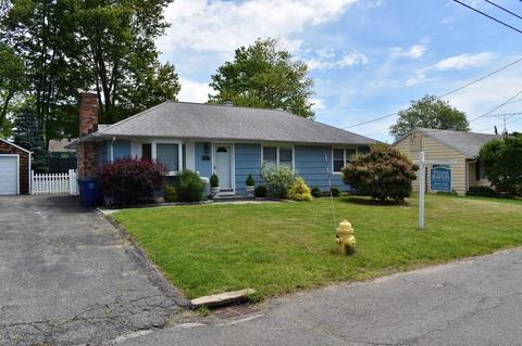 188 Marilyn Dr, Bridgeport, CT 06606 photo 1