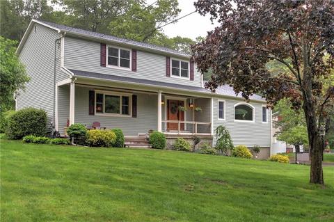 40 Hillside Ln, Monroe, CT 06468 photo 1