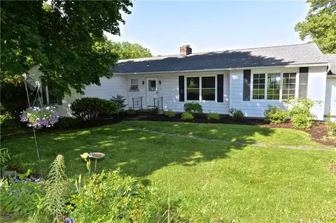 45 High Ridge Rd, Brookfield, CT 06804 photo 1