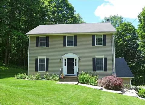 32 Limekiln Rd, Redding, CT 06896 photo 1