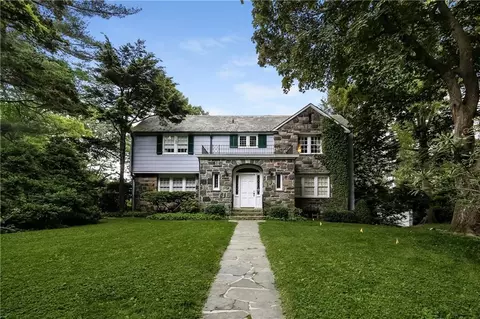 31 Evergreen Rd, Greenwich, CT 06830 photo 1
