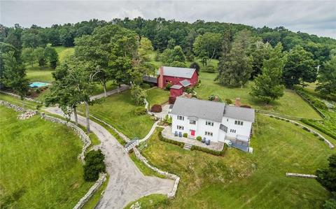 325 Redding Rd, Redding, CT 06896 photo 1
