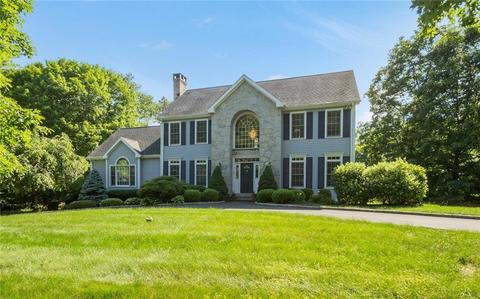 22 Hickory Ln, Monroe, CT 06468 photo 1