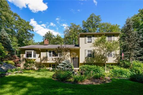 42 Pine Mountain Rd, Redding, CT 06896 photo 1